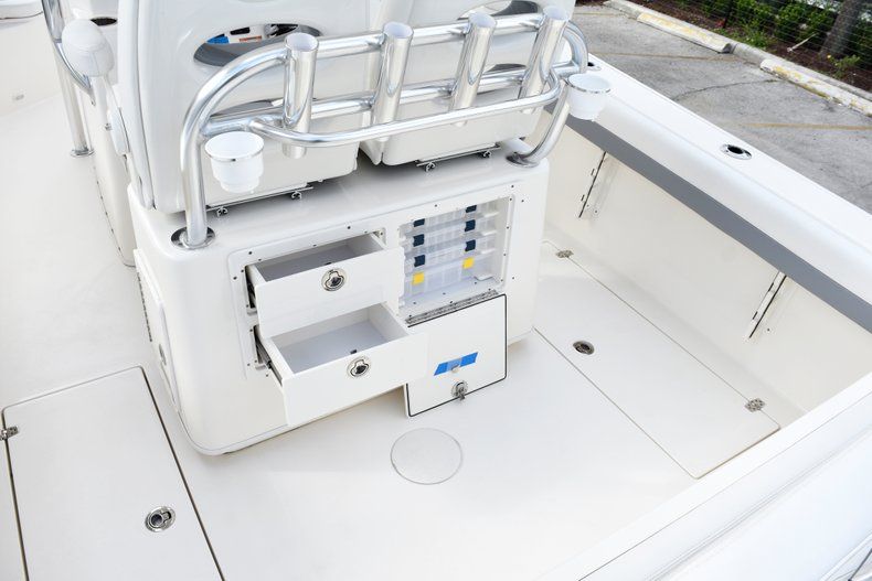 Thumbnail 21 for New 2019 Cobia 261 Center Console boat for sale in Vero Beach, FL