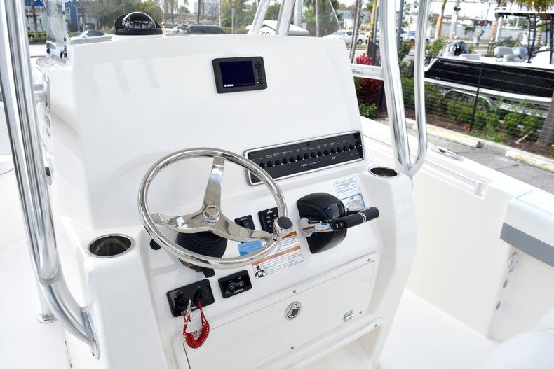 Thumbnail 30 for New 2019 Cobia 261 Center Console boat for sale in Vero Beach, FL