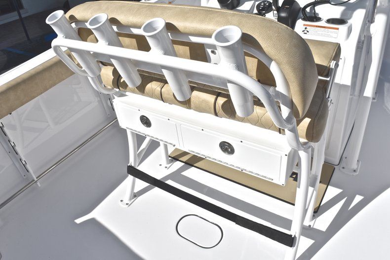 Thumbnail 20 for New 2019 Sportsman Heritage 231 Center Console boat for sale in Vero Beach, FL