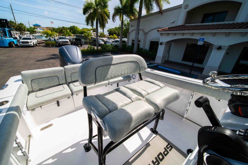 Thumbnail 31 for New 2019 Sportsman Heritage 231 Center Console boat for sale in Fort Lauderdale, FL