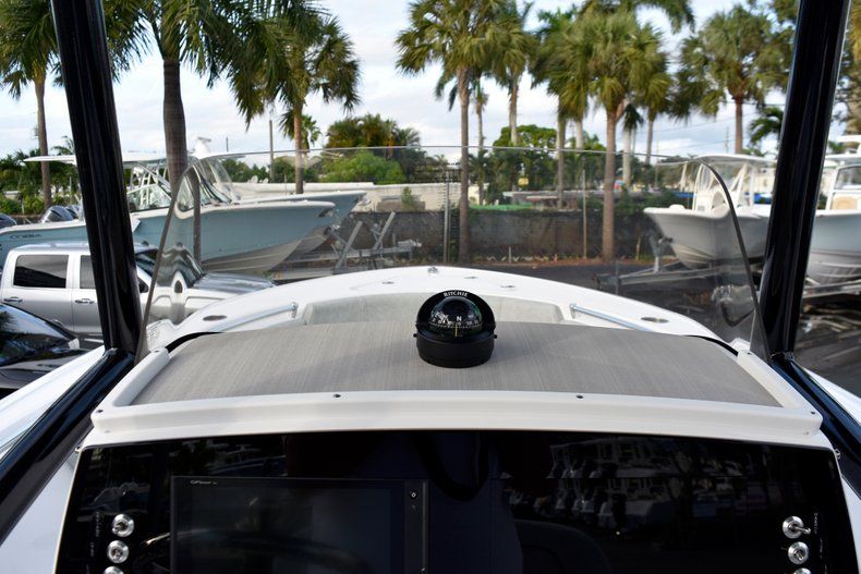 Thumbnail 31 for New 2019 Sportsman Open 232 Center Console boat for sale in Fort Lauderdale, FL