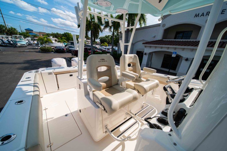 Thumbnail 31 for New 2019 Cobia 320 Center Console boat for sale in Islamorada, FL