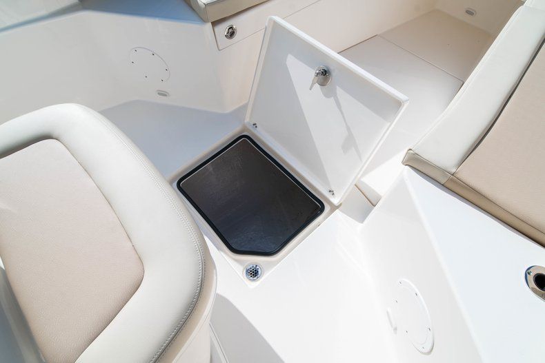 Thumbnail 43 for New 2019 Cobia 320 Center Console boat for sale in Islamorada, FL