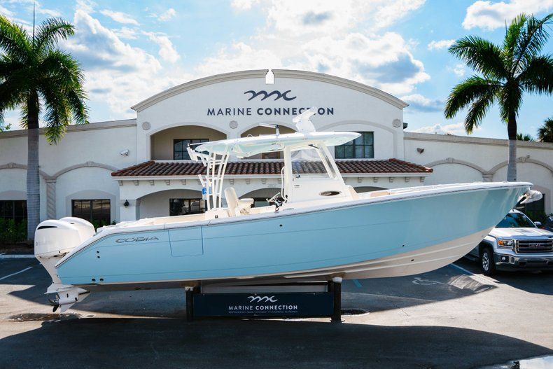 New 2019 Cobia 320 Center Console boat for sale in Islamorada, FL
