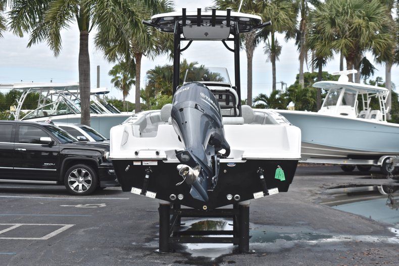 Thumbnail 6 for New 2019 Sportsman Open 212 Center Console boat for sale in Miami, FL