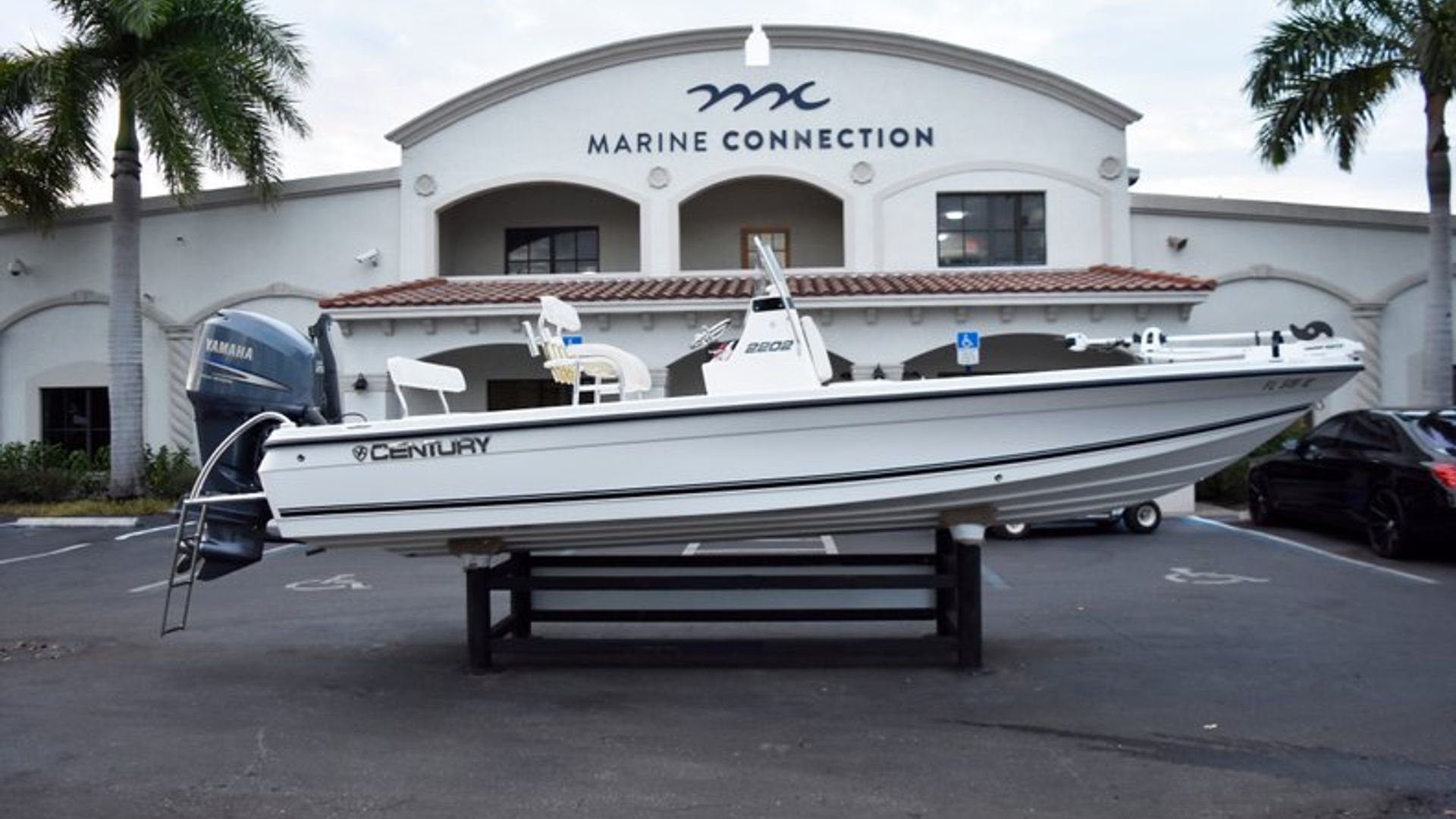 Used 2010 Century 2202 Bay Boat #04MB image 1