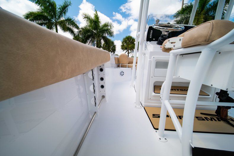 Thumbnail 12 for New 2019 Sportsman Open 232 Center Console boat for sale in West Palm Beach, FL