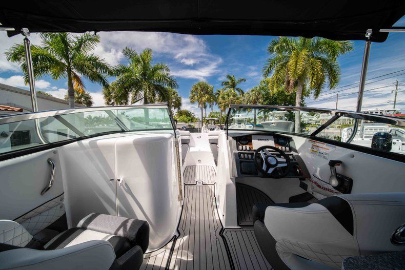 Thumbnail 28 for New 2019 Hurricane SD 2690 OB boat for sale in Vero Beach, FL