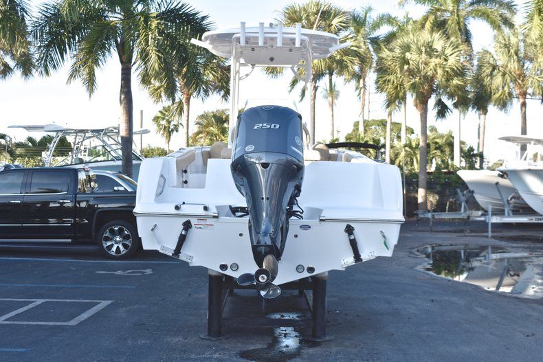 Thumbnail 6 for New 2019 Sportsman Open 232 Center Console boat for sale in Fort Lauderdale, FL