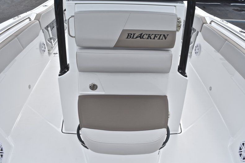 Thumbnail 47 for New 2019 Blackfin 242CC Center Console boat for sale in Fort Lauderdale, FL