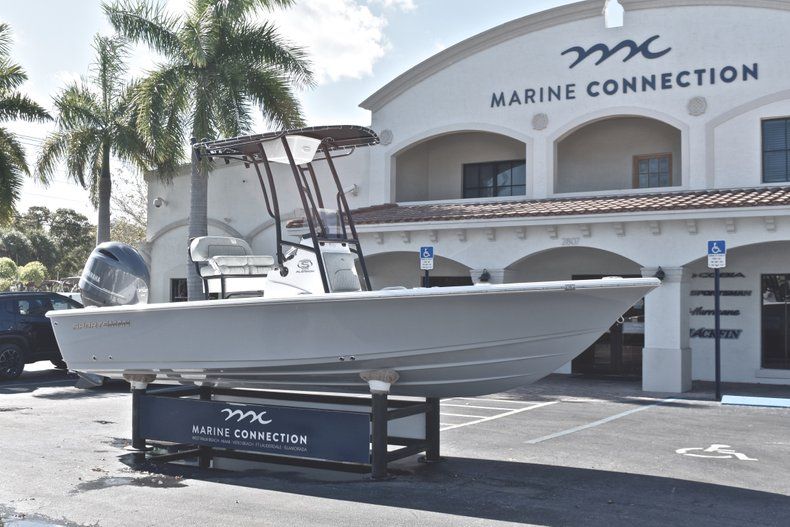 Thumbnail 1 for New 2019 Sportsman Masters 207 Bay Boat boat for sale in Fort Lauderdale, FL
