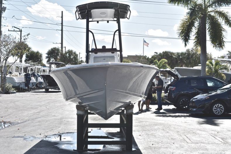 Thumbnail 2 for New 2019 Sportsman Masters 207 Bay Boat boat for sale in Fort Lauderdale, FL
