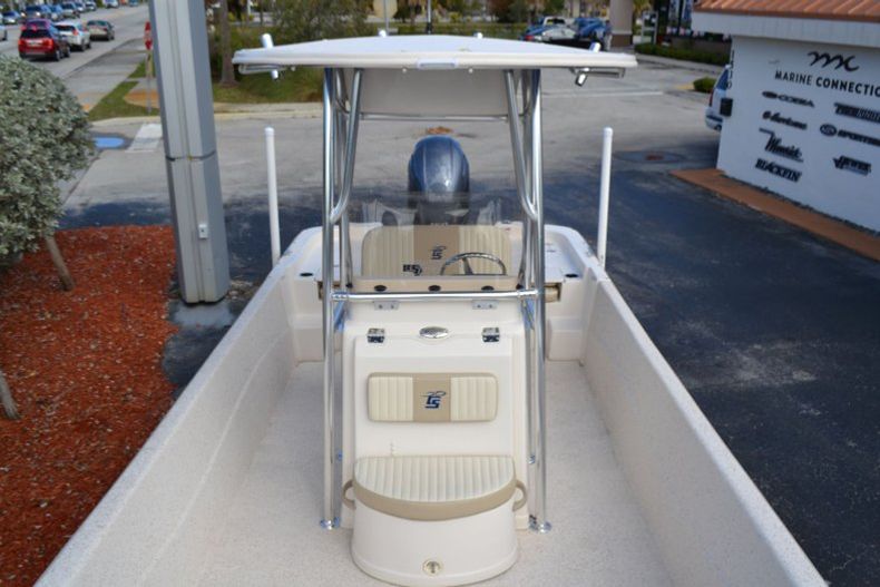 Thumbnail 10 for New 2019 Carolina Skiff 238 DLV boat for sale in Vero Beach, FL