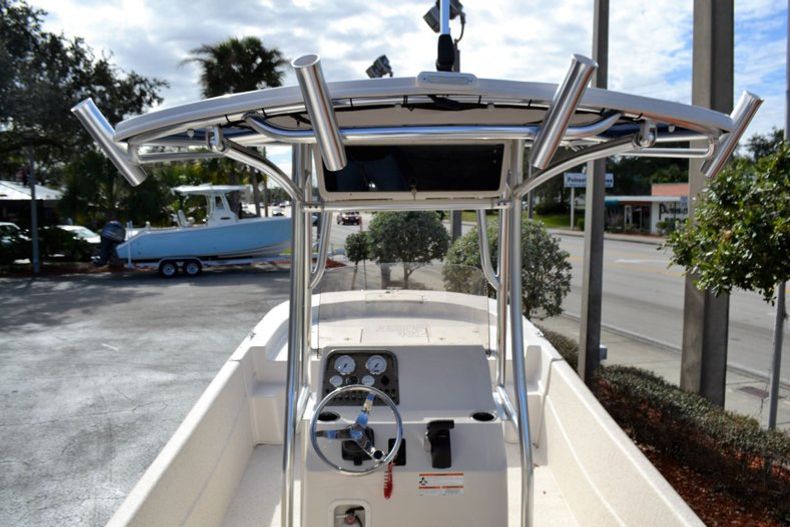 Thumbnail 6 for New 2019 Carolina Skiff 238 DLV boat for sale in Vero Beach, FL