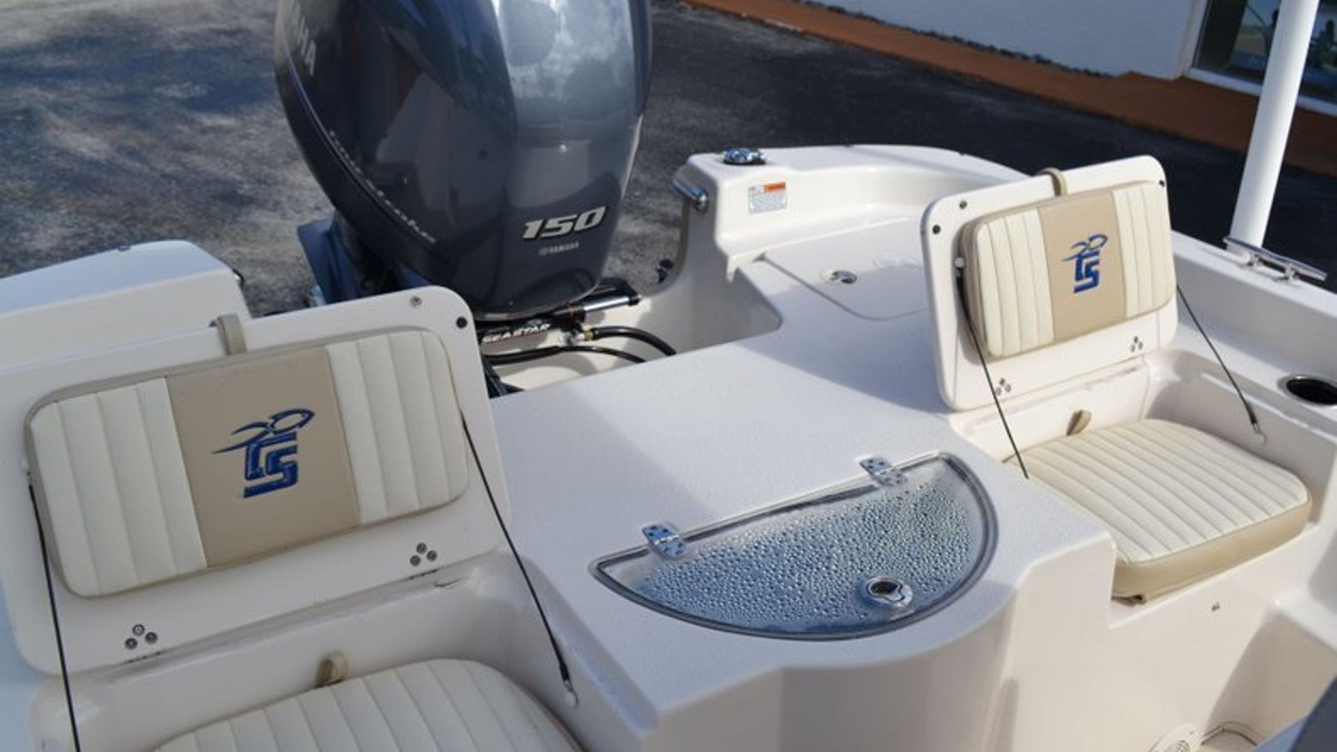 New 2019 Carolina Skiff 238 DLV #L627 image 14