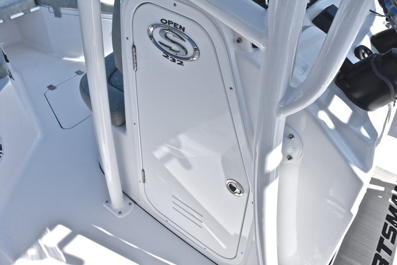 Thumbnail 39 for New 2019 Sportsman Open 232 Center Console boat for sale in Miami, FL