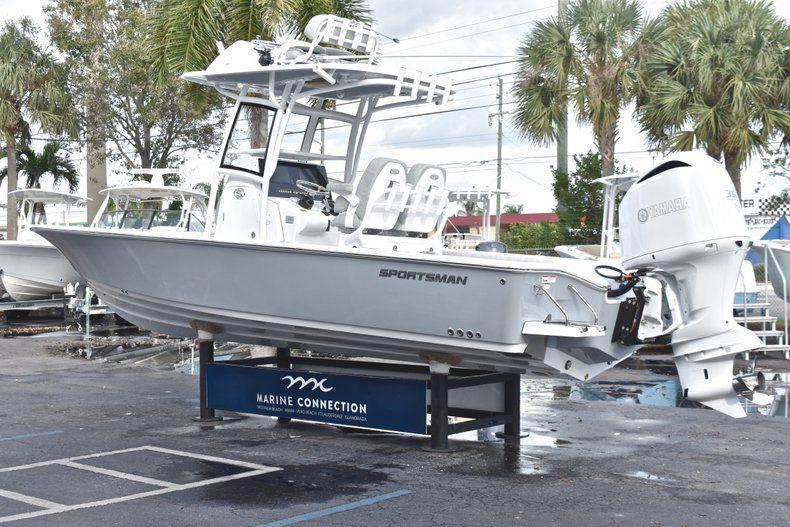 Thumbnail 6 for New 2019 Sportsman Masters 267 Bay Boat boat for sale in West Palm Beach, FL