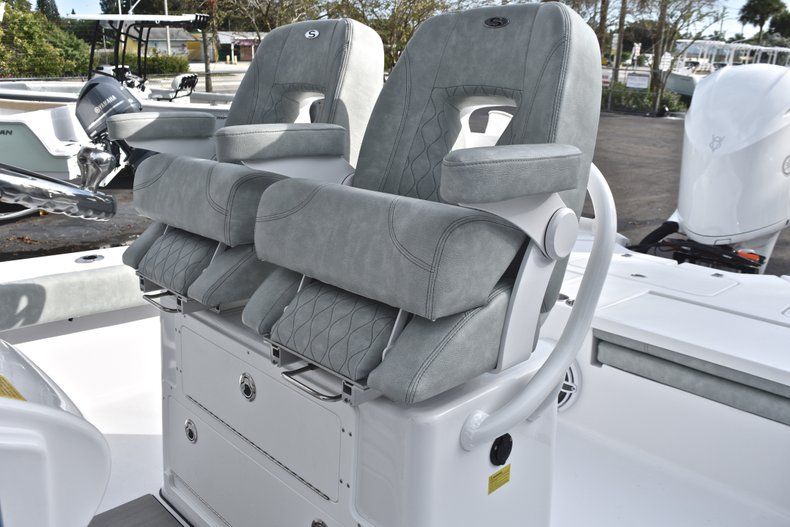 Thumbnail 31 for New 2019 Sportsman Masters 267 Bay Boat boat for sale in West Palm Beach, FL