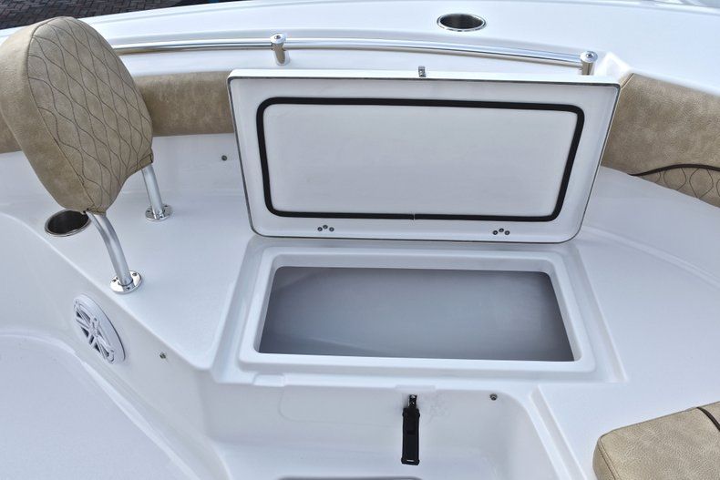 Thumbnail 49 for New 2019 Sportsman Heritage 211 Center Console boat for sale in West Palm Beach, FL