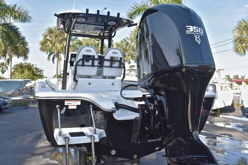 Thumbnail 9 for New 2019 Sportsman Masters 267 Bay Boat boat for sale in Vero Beach, FL