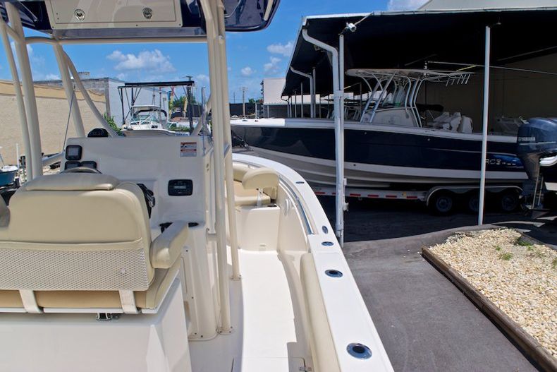 Thumbnail 5 for New 2015 Cobia 256 Center Console boat for sale in Miami, FL