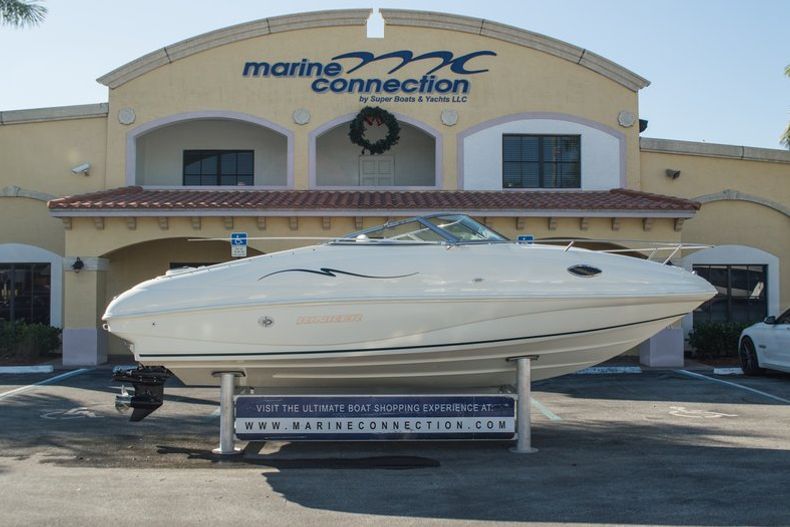 Used 1998 Rinker 21 Cuddy Boat For Sale In West Palm Beach Fl 8212 New Used Boat Dealer Marine Connection