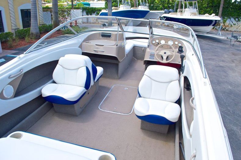Thumbnail 23 for Used 2004 Bayliner 215 Bowrider boat for sale in West Palm Beach, FL