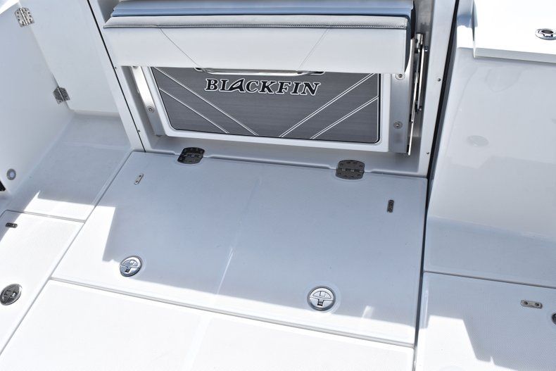 Thumbnail 23 for New 2019 Blackfin 242CC Center Console boat for sale in Fort Lauderdale, FL
