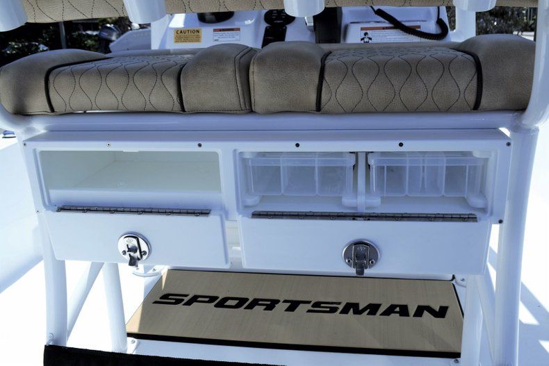 Thumbnail 21 for New 2019 Sportsman Tournament 234 Bay boat for sale in Vero Beach, FL