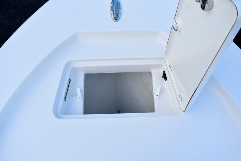 Thumbnail 67 for New 2019 Sportsman Masters 247 Bay Boat boat for sale in Miami, FL
