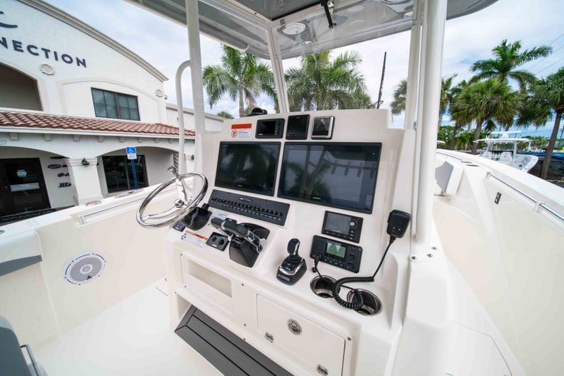 Thumbnail 32 for New 2019 Cobia 320 Center Console boat for sale in Vero Beach, FL