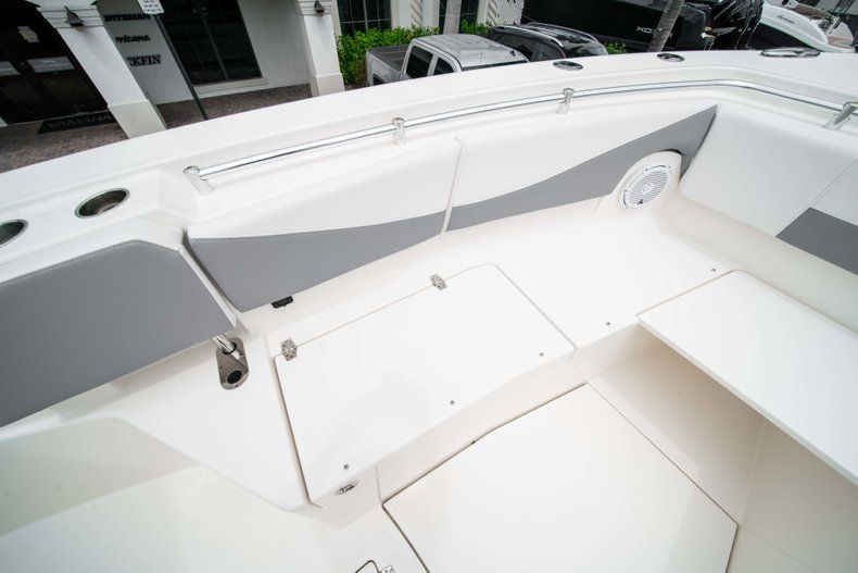 Thumbnail 50 for New 2019 Cobia 320 Center Console boat for sale in Vero Beach, FL