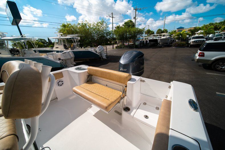 Thumbnail 11 for New 2019 Sportsman Open 232 Center Console boat for sale in West Palm Beach, FL