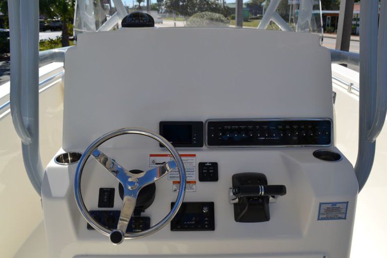 Thumbnail 11 for New 2019 Cobia 277 Center Console boat for sale in West Palm Beach, FL