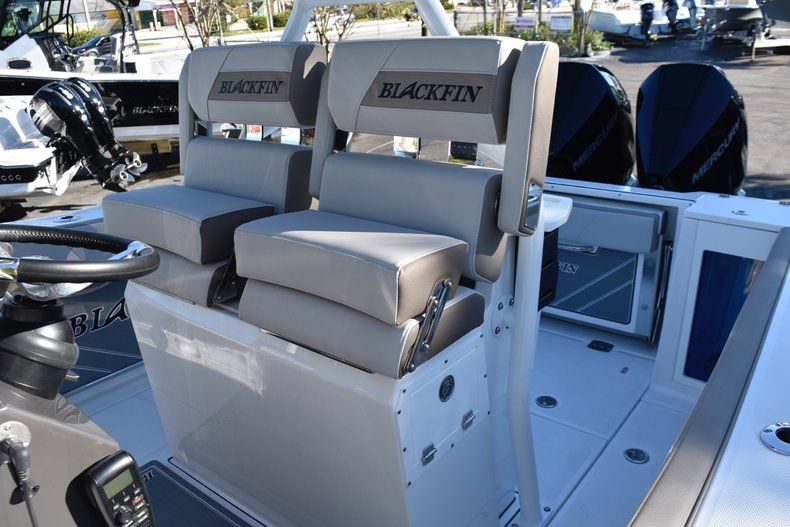 Thumbnail 36 for New 2019 Blackfin 272CC Center Console boat for sale in Fort Lauderdale, FL