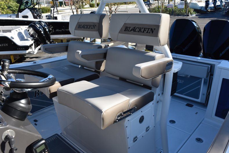 Thumbnail 37 for New 2019 Blackfin 272CC Center Console boat for sale in Fort Lauderdale, FL