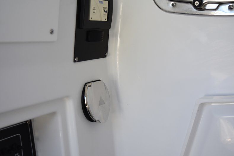 Thumbnail 63 for New 2019 Blackfin 272CC Center Console boat for sale in Fort Lauderdale, FL