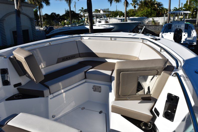Thumbnail 67 for New 2019 Blackfin 272CC Center Console boat for sale in Fort Lauderdale, FL