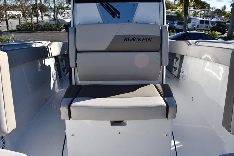 Thumbnail 71 for New 2019 Blackfin 272CC Center Console boat for sale in Fort Lauderdale, FL