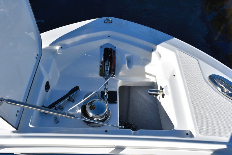 Thumbnail 79 for New 2019 Blackfin 272CC Center Console boat for sale in Fort Lauderdale, FL