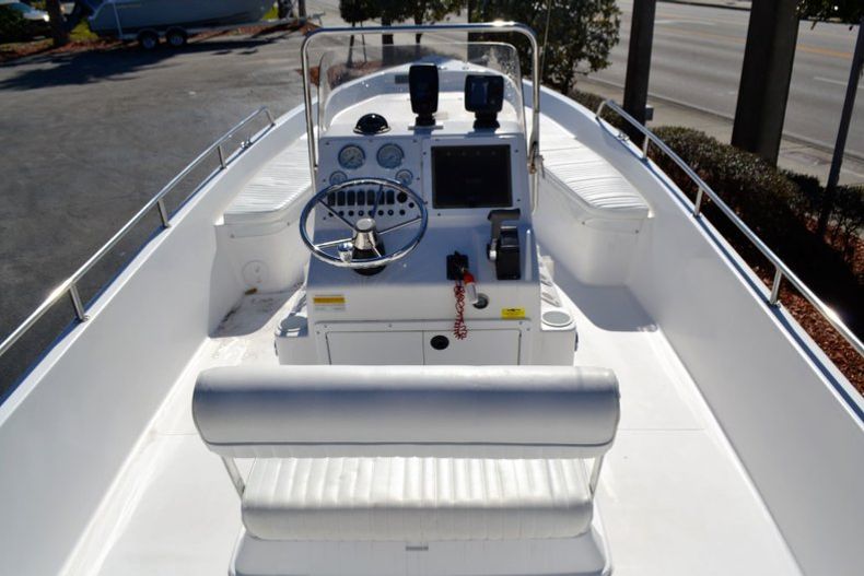 Thumbnail 9 for Used 2003 Sea Pro SV2300 boat for sale in Vero Beach, FL