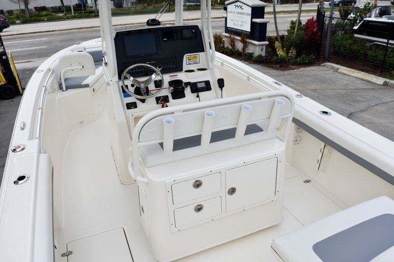 Thumbnail 22 for New 2019 Cobia 240 CC Center Console boat for sale in West Palm Beach, FL
