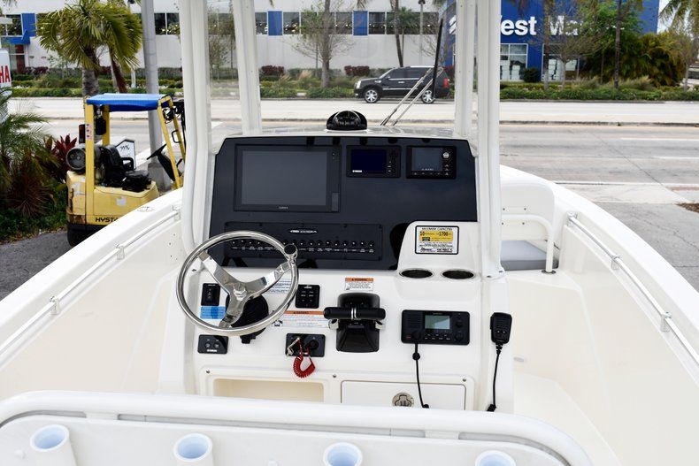 Thumbnail 21 for New 2019 Cobia 240 CC Center Console boat for sale in West Palm Beach, FL