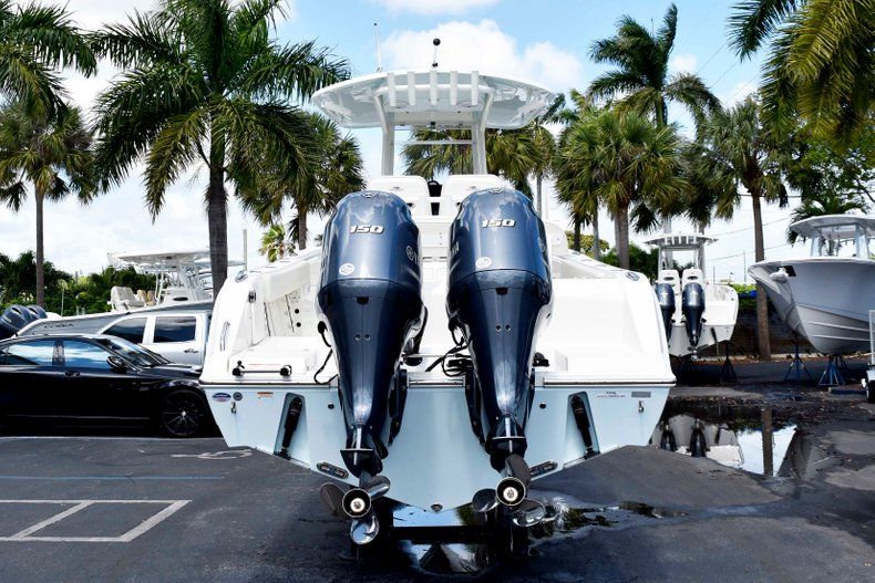 Thumbnail 6 for New 2019 Cobia 262 Center Console boat for sale in West Palm Beach, FL