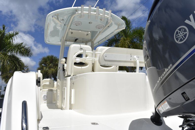 Thumbnail 11 for New 2019 Cobia 262 Center Console boat for sale in West Palm Beach, FL