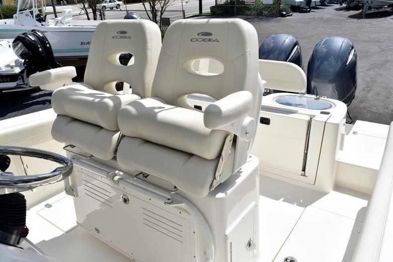 Thumbnail 31 for New 2019 Cobia 262 Center Console boat for sale in West Palm Beach, FL