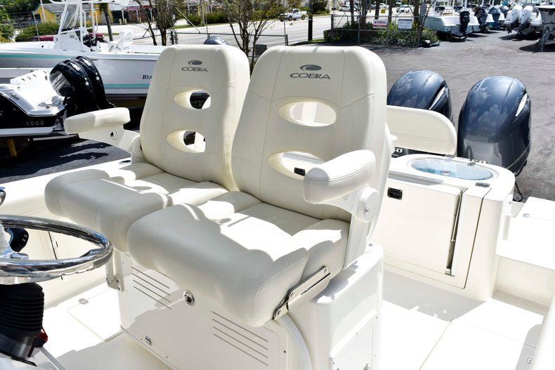 Thumbnail 32 for New 2019 Cobia 262 Center Console boat for sale in West Palm Beach, FL