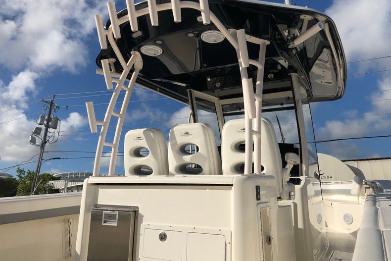 Thumbnail 6 for New 2019 Cobia 344 Center Console boat for sale in Vero Beach, FL