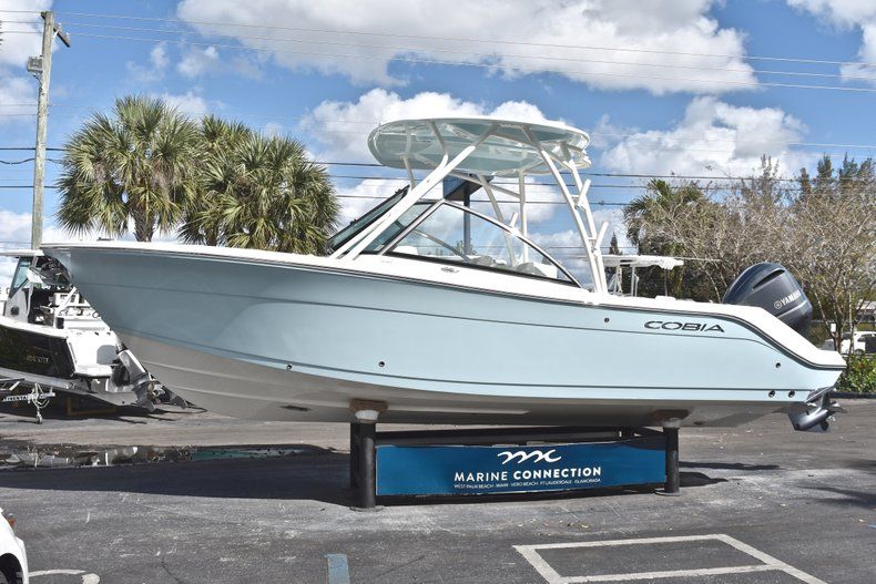 Thumbnail 4 for New 2019 Cobia 240 DC boat for sale in Vero Beach, FL