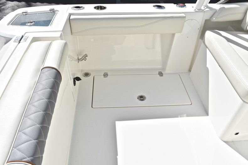 Thumbnail 21 for New 2019 Cobia 240 DC boat for sale in Vero Beach, FL